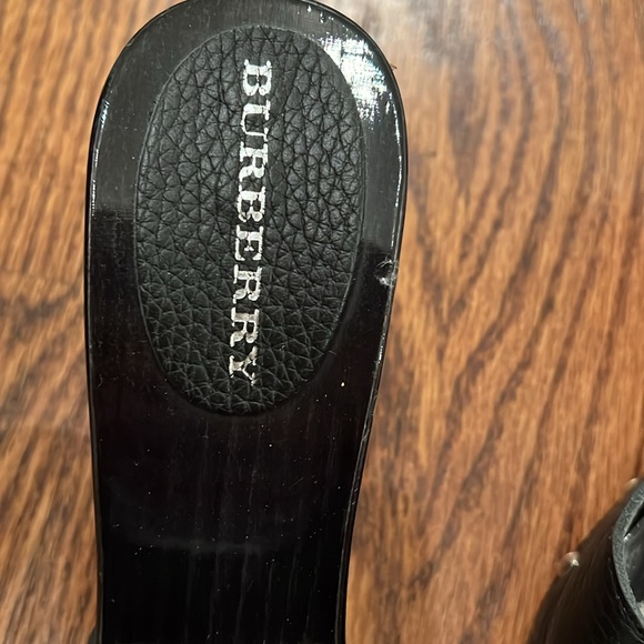 Burberry Black Sandals - Picture 3 of 9